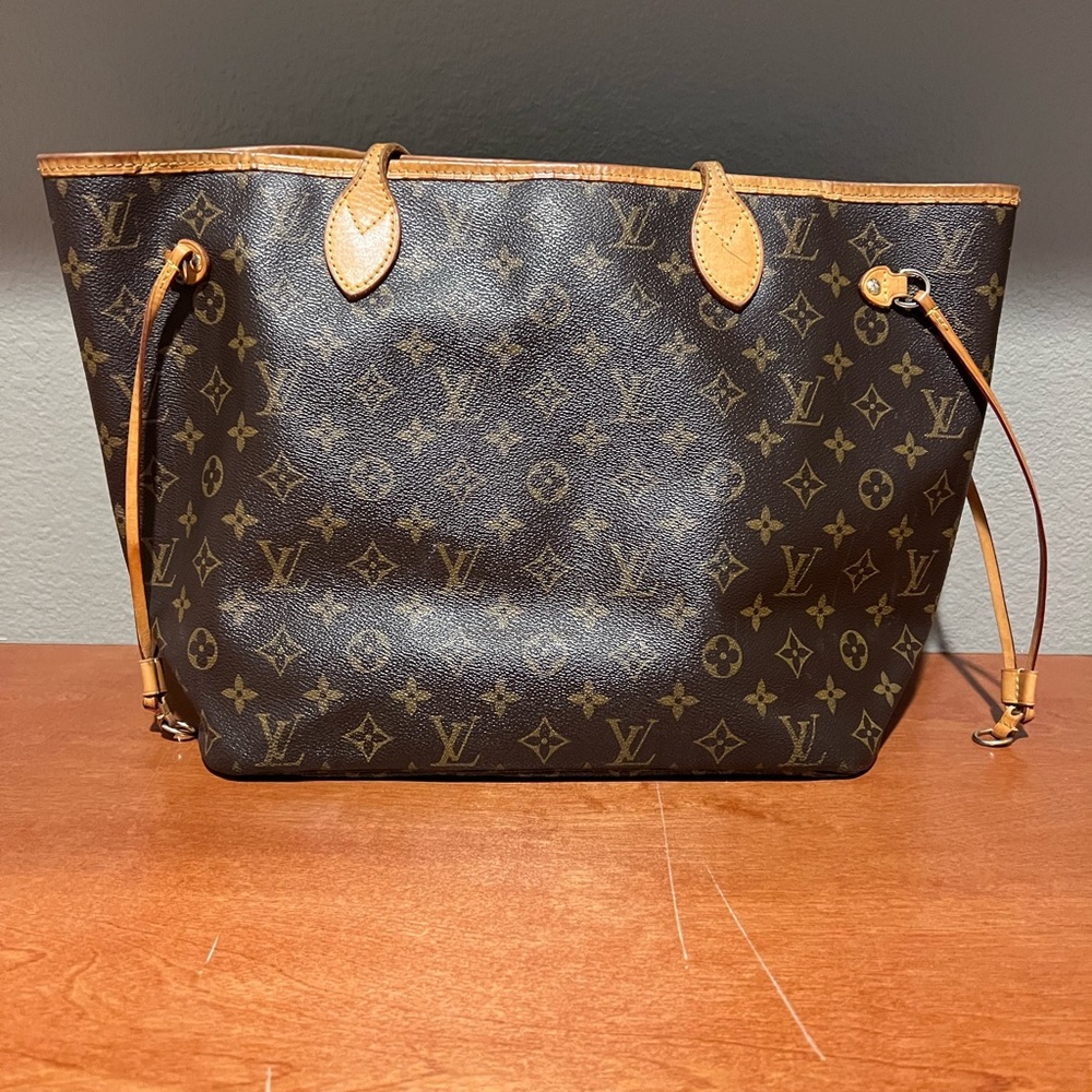Louis Vuitton neverfull